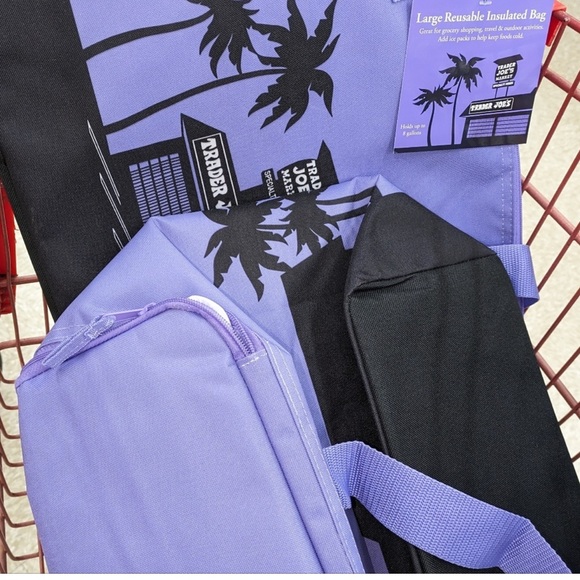 Trader Joe's Limited Edition Lavender Insulated Tote Cooler Bag Foldable NEW - Picture 7 of 7
